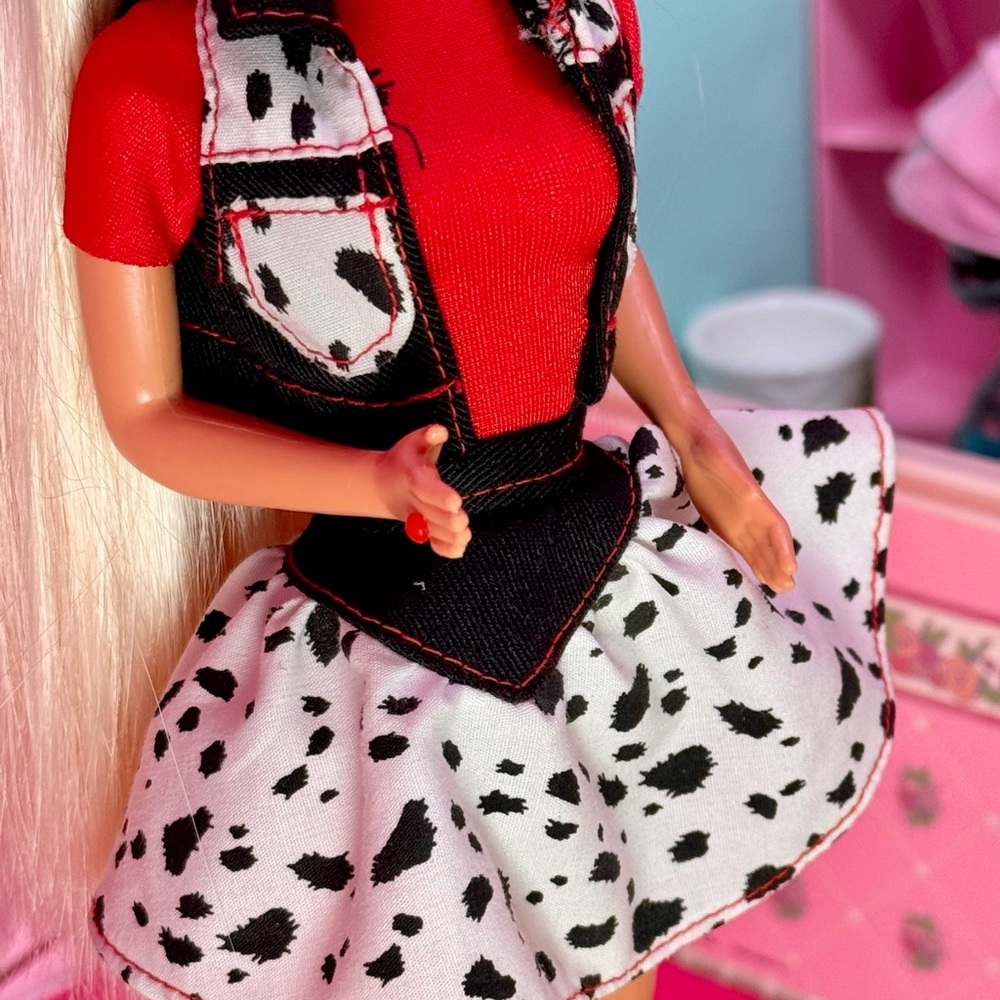 Barbie 101 Dalmatians 17246 Mattel 1997 Doll